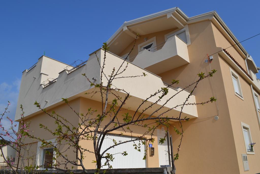 Apartments Danijela Задар Экстерьер фото