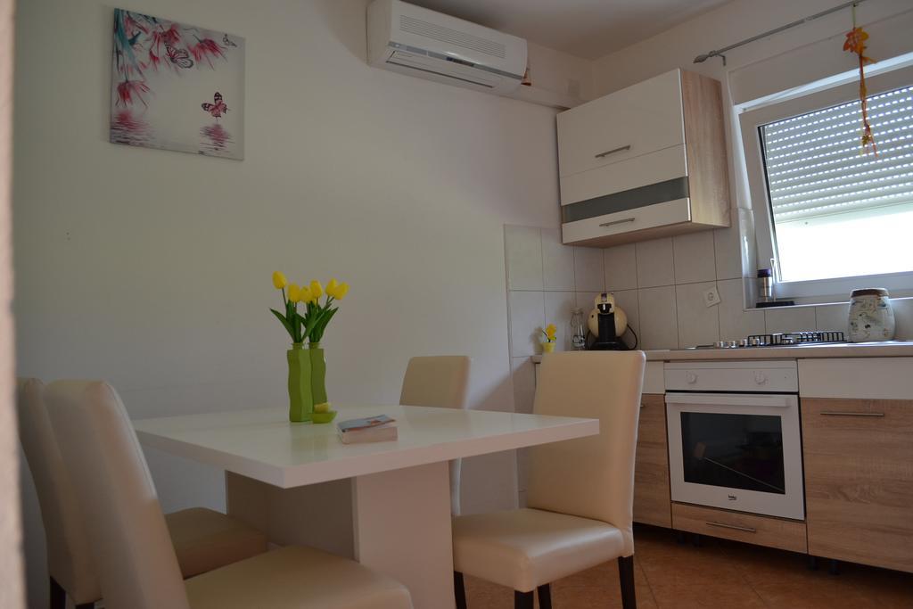Apartments Danijela Задар Экстерьер фото